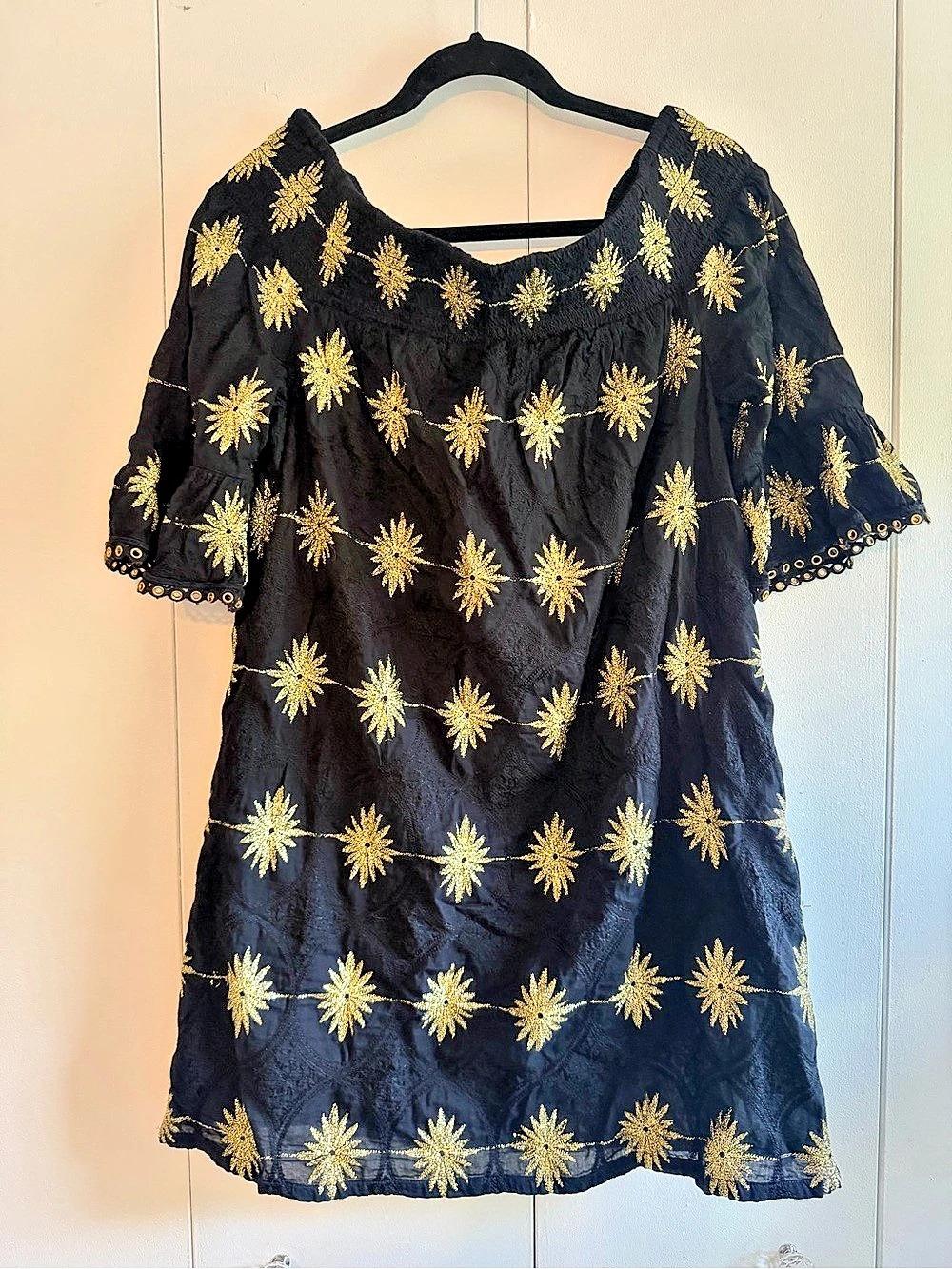Boston Proper Metallic Detail Off-The-Shoulder Dress Black & Gold Medium Like